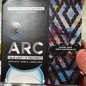 ARC Professtional Blue Light Teeth  6 boxes expired in October 2022